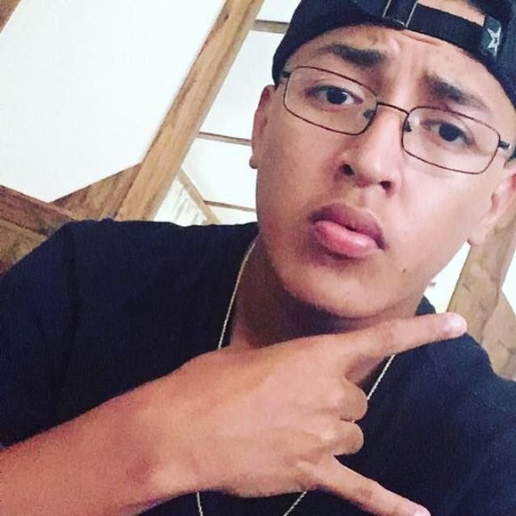 Meet your Posher, Andrew - Picture 1 of 1